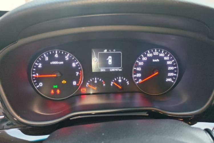 Used Kia K4 2015 1.8L Automatic GLS Special Instrument Cluster