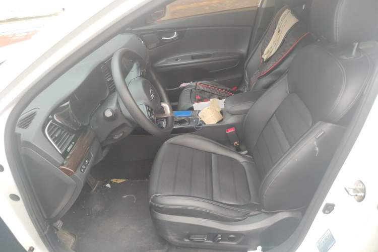 Used Kia K4 2015 1.8L Automatic GLS Special Left Front Seat
