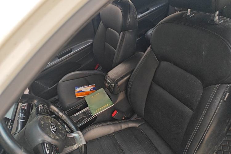 Used Kia K4 2015 1.8L Automatic DLX Special Left Front Seat