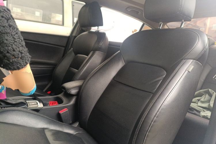 Used Kia K4 2015 1.8L Automatic GLS Special Left Front Seat