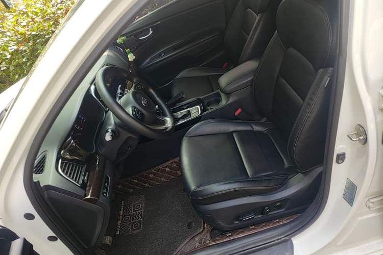 Used Kia K4 2015 1.8L Automatic GLS Special Left Front Seat