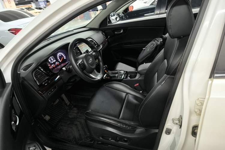 Used Kia K4 2015 1.8L Automatic GLS Special Left Front Seat