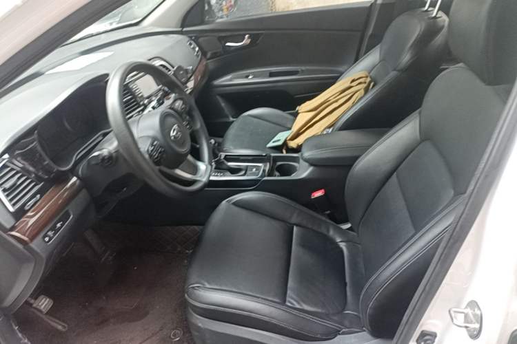 Used Kia K4 2015 1.8L Automatic GLS Special Left Front Seat