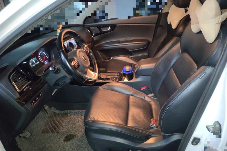 Used Kia K4 2015 1.8L Automatic DLX Special Left Front Seat