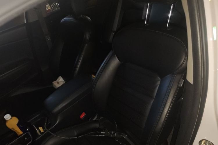 Used Kia K4 2015 1.8L Automatic DLX Special Left Front Seat