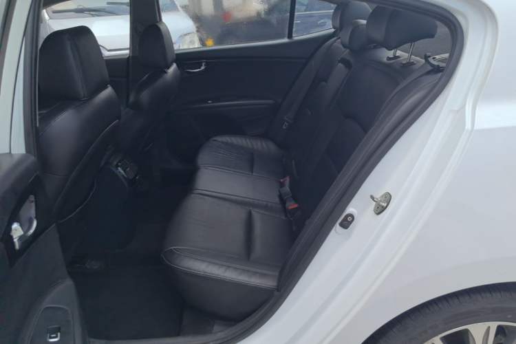 Used Kia K4 2015 1.8L Automatic DLX Special Left Rear Seat