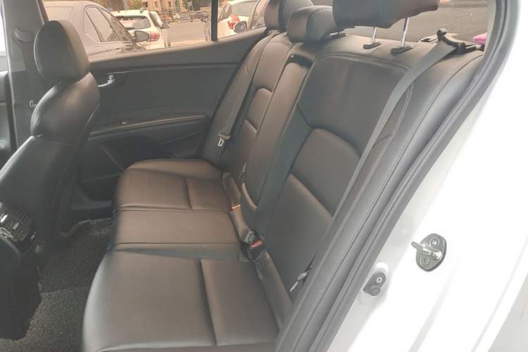 Used Kia K4 2015 1.8L Automatic GLS Special Left Rear Seat
