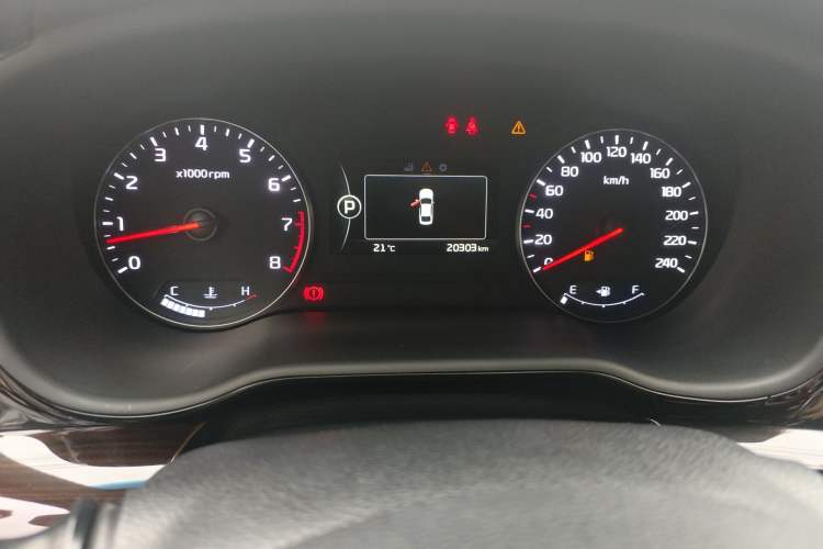 Used Kia K4 2015 1.8L Automatic DLX Special Odometer Close Up