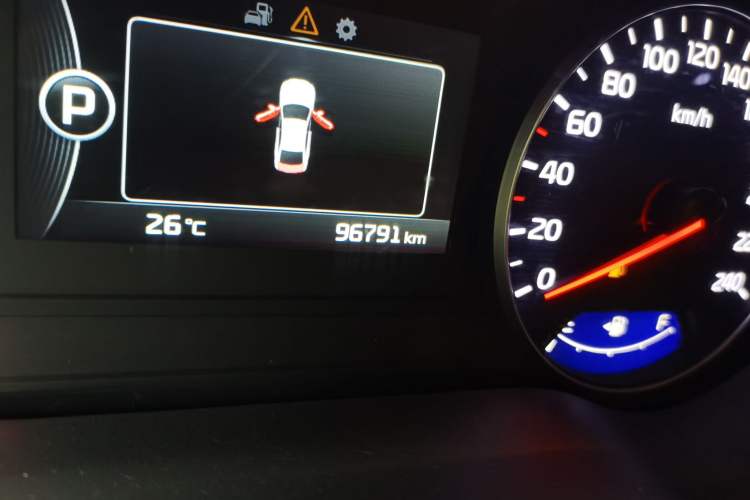 Used Kia K4 2015 1.8L Automatic DLX Special Odometer Close Up