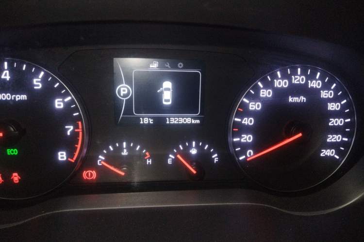 Used Kia K4 2015 1.8L Automatic GLS Special Odometer Close Up
