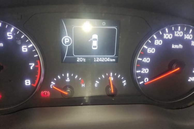 Used Kia K4 2015 1.8L Automatic GLS Special Odometer Close Up