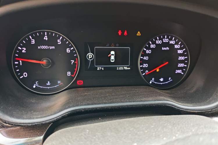 Used Kia K4 2015 1.8L Automatic DLX Special Odometer Close Up