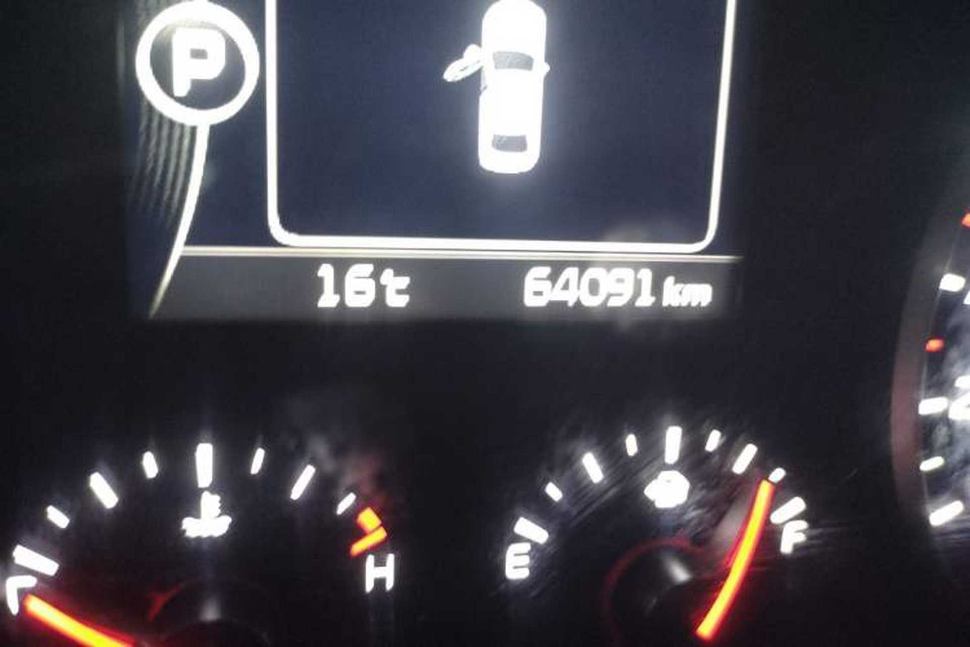 Used Kia K4 2015 1.8L Automatic GLS Special Odometer Close Up