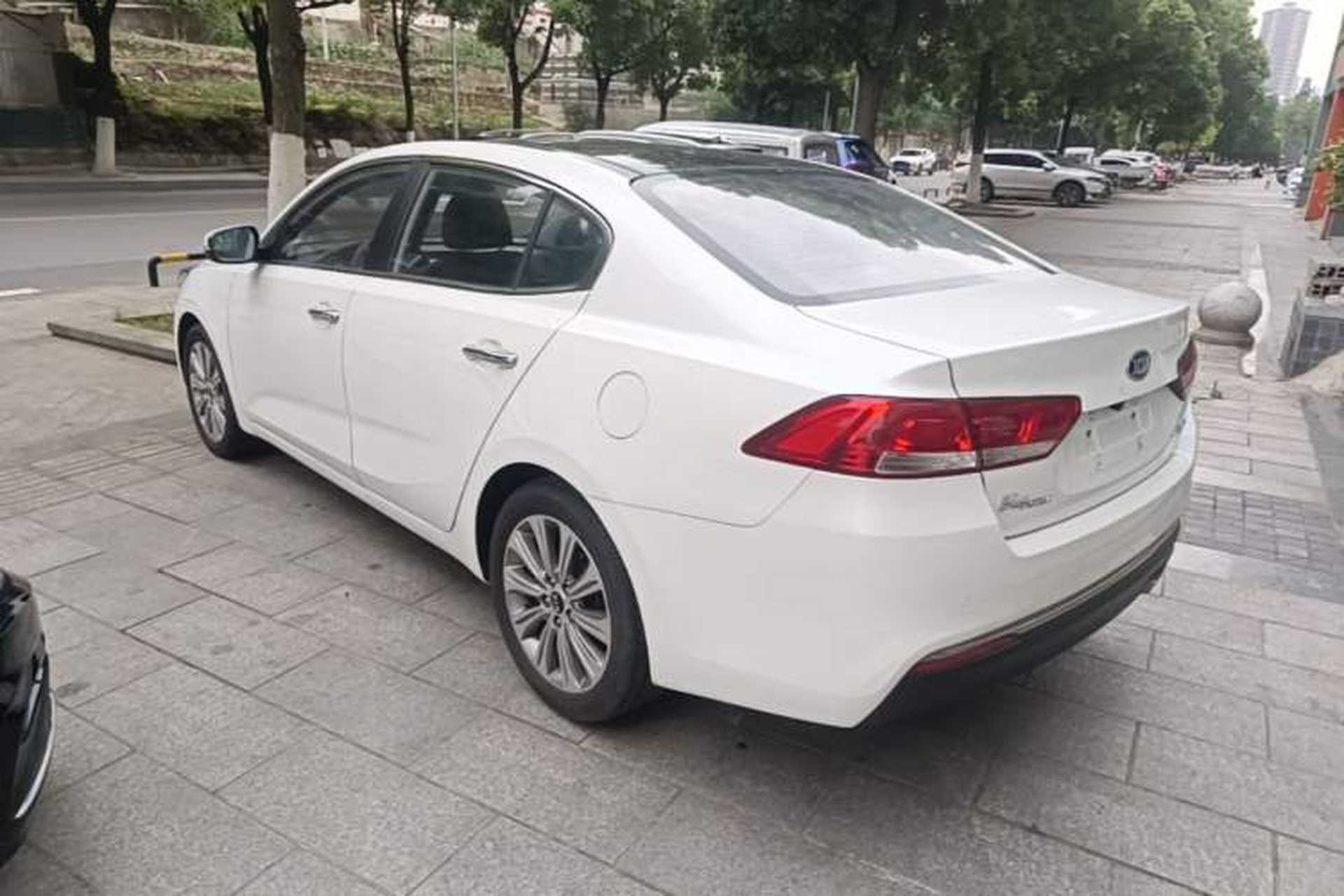 Used Kia K4 2015 1.8L Automatic GLS Special Rear Left 45 Deg