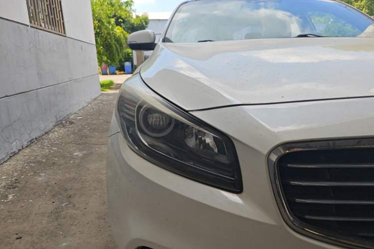 Used Kia K4 2015 1.8L Automatic DLX Special Right Front Headlight