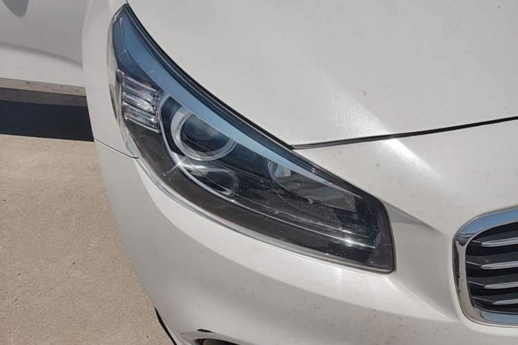 Used Kia K4 2015 1.8L Automatic GLS Special Right Front Headlight