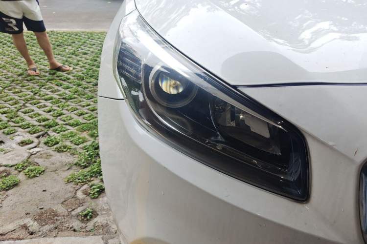 Used Kia K4 2015 1.8L Automatic DLX Special Right Front Headlight