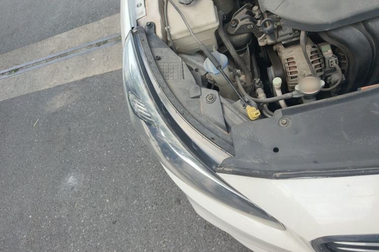 Used Kia K4 2015 1.8L Automatic GLS Special Right Front Headlight