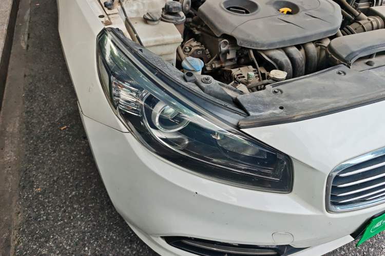 Used Kia K4 2015 1.8L Automatic GLS Special Right Front Headlight