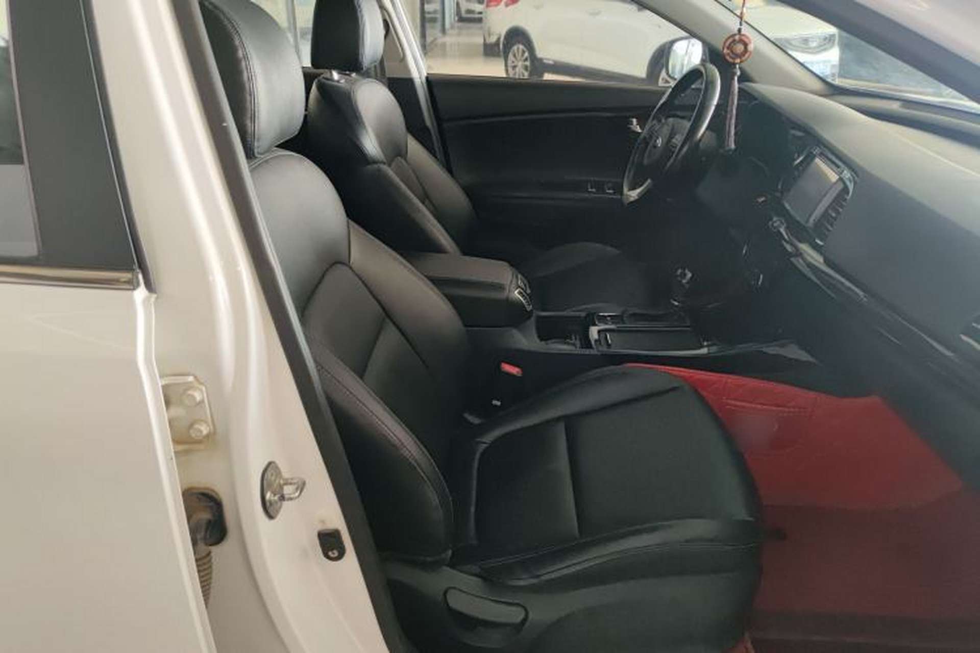 Used Kia K4 2015 1.8L Automatic DLX Special Right Front Seat
