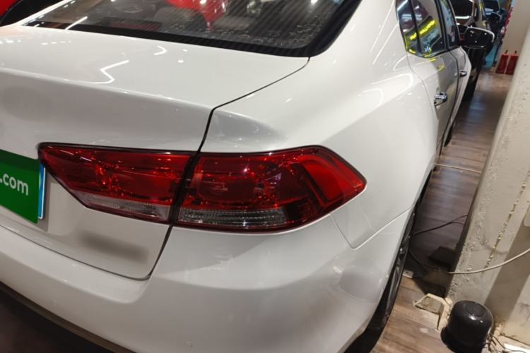 Used Kia K4 2015 1.8L Automatic GLS Special Right Rear Taillight