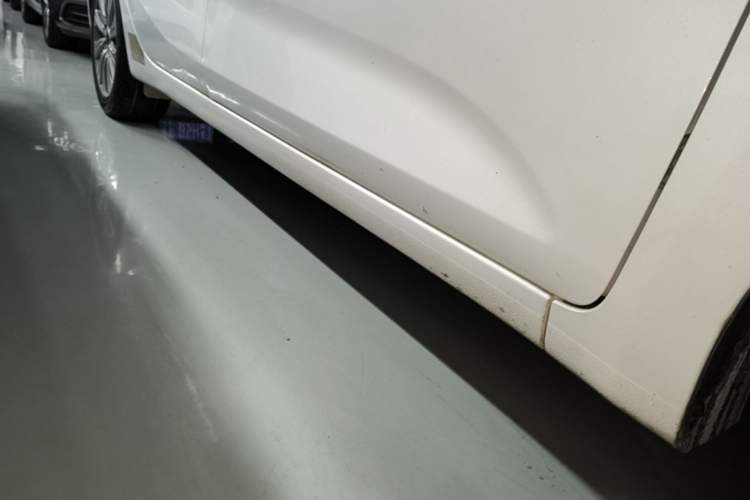 Used Kia K4 2015 1.8L Automatic GLS Special Right Side Sill