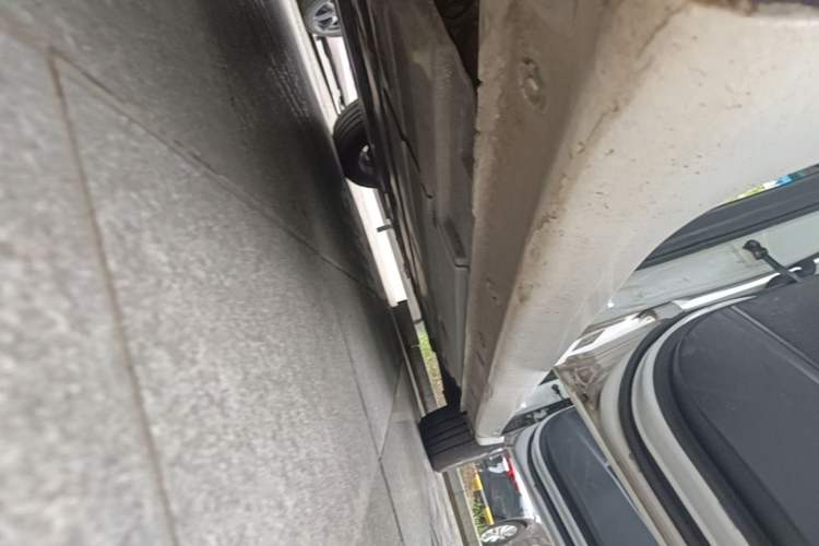 Used Kia K4 2015 1.8L Automatic GLS Special Right Side Sill