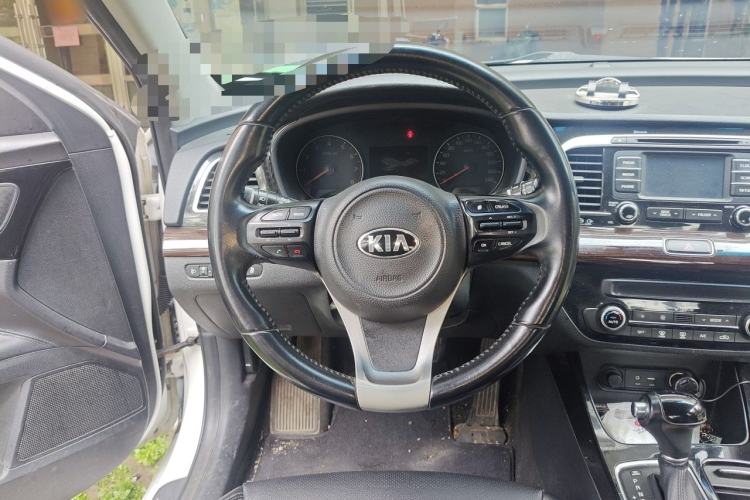 Used Kia K4 2015 1.8L Automatic DLX Special Steering Wheel