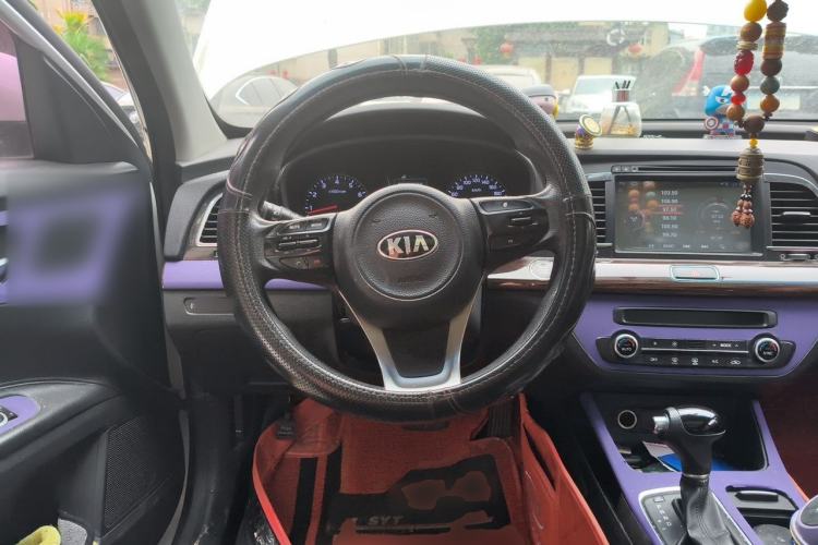 Used Kia K4 2015 1.8L Automatic GLS Special Steering Wheel
