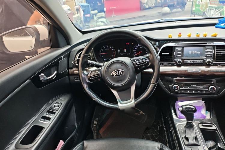 Used Kia K4 2015 1.8L Automatic DLX Special Steering Wheel