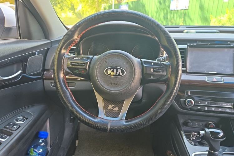 Used Kia K4 2015 1.6T Automatic T-GLS Special Steering Wheel