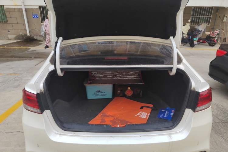 Used Kia K4 2015 1.8L Automatic GLS Special Trunk
