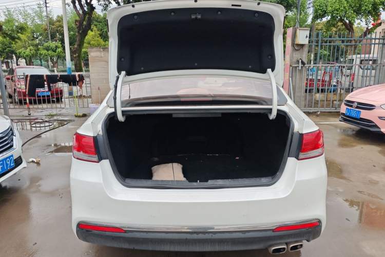 Used Kia K4 2015 1.8L Automatic GLS Special Trunk