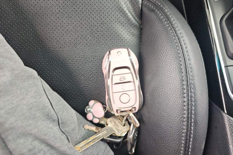 Used Kia K4 2015 1.8L Automatic GLS Special Vehicle Key