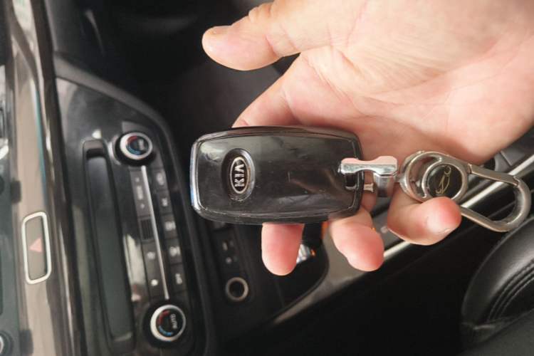Used Kia K4 2015 1.8L Automatic GLS Special Vehicle Key