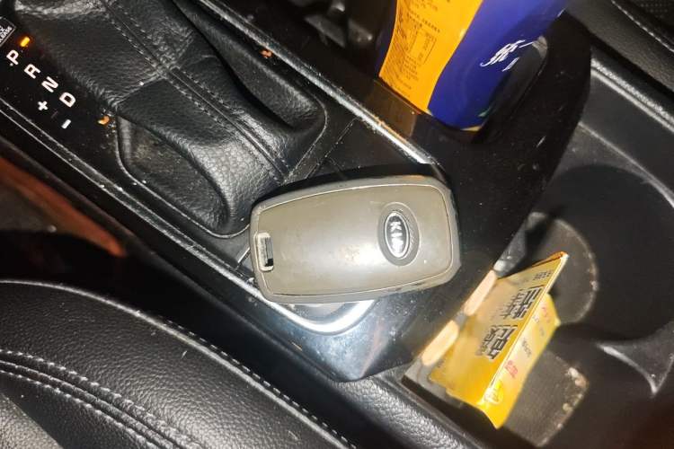 Used Kia K4 2015 1.8L Automatic DLX Special Vehicle Key