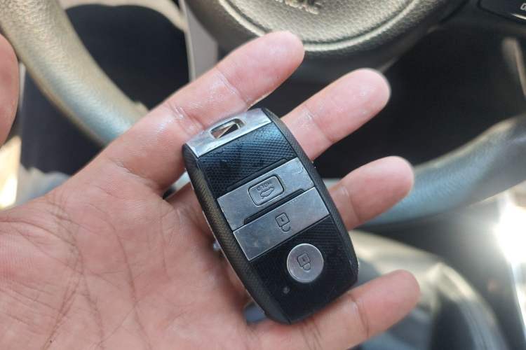 Used Kia K4 2015 1.8L Automatic GLS Special Vehicle Key