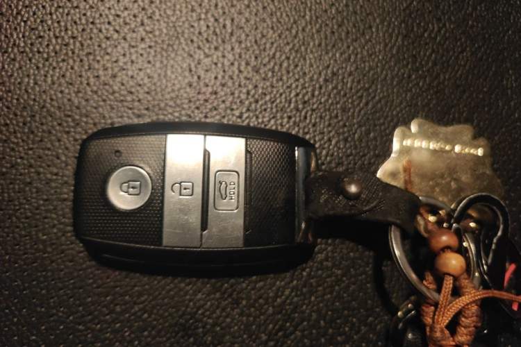 Used Kia K4 2015 1.8L Automatic GLS Special Vehicle Key