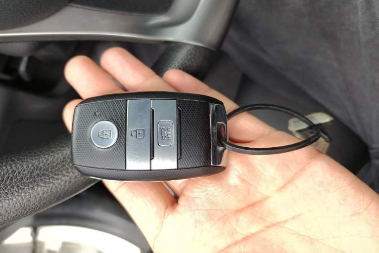 Used Kia K4 2015 1.8L Automatic GLS Special Vehicle Key