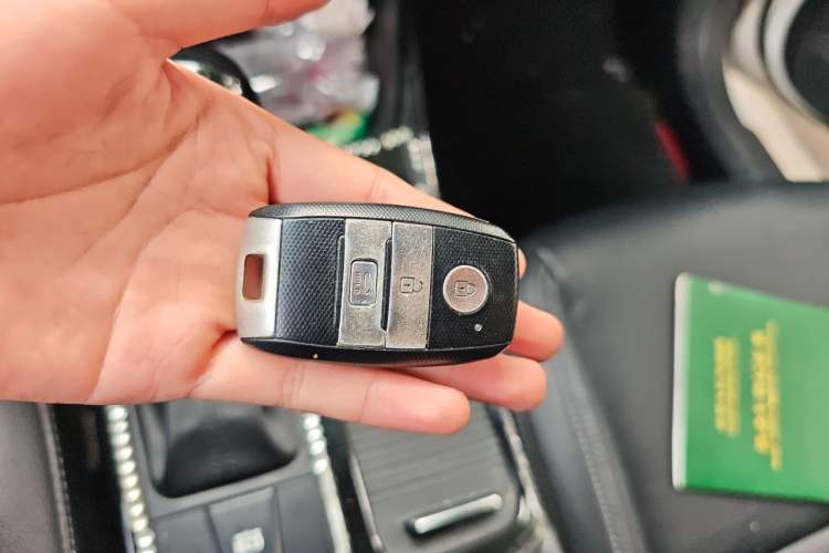 Used Kia K4 2015 1.8L Automatic GLS Special Vehicle Key