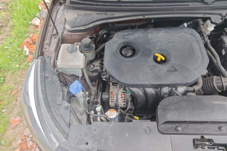Used Kia K4 2015 1.8L Automatic DLX Special Engine Bay Right
