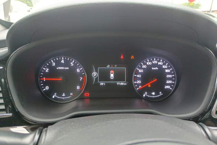 Used Kia K4 2015 1.8L Automatic DLX Special Instrument Cluster