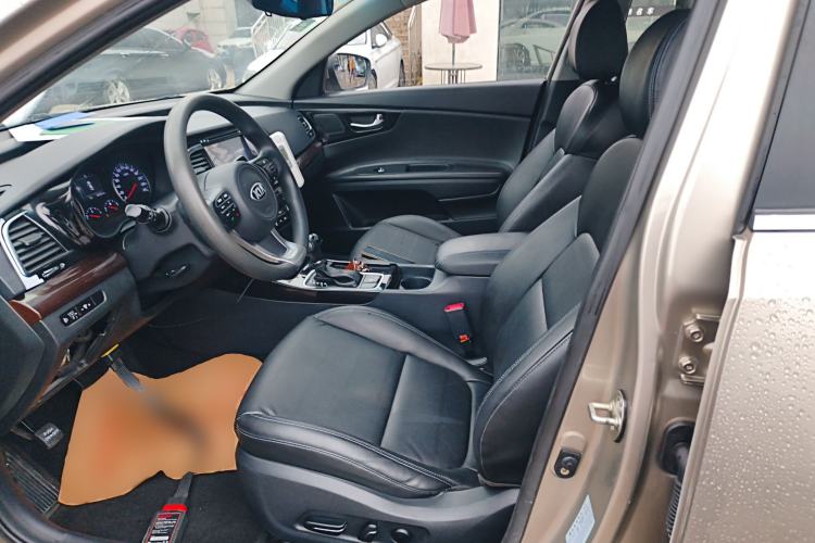 Used Kia K4 2015 1.8L Automatic GLS Special Left Front Seat