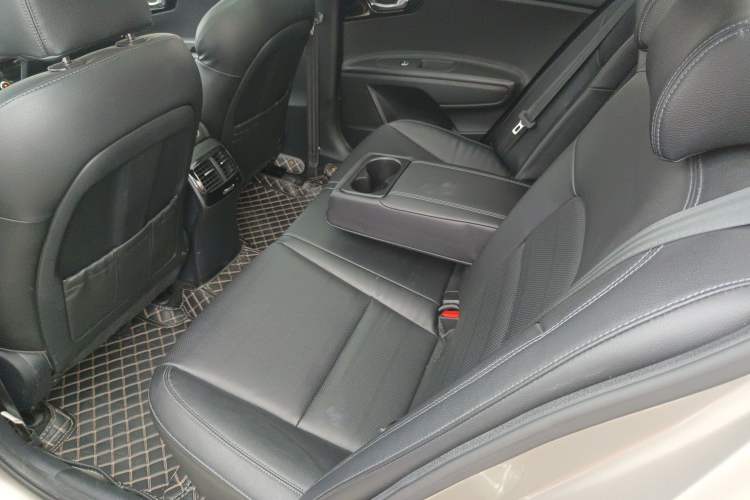 Used Kia K4 2015 1.8L Automatic DLX Special Left Rear Seat