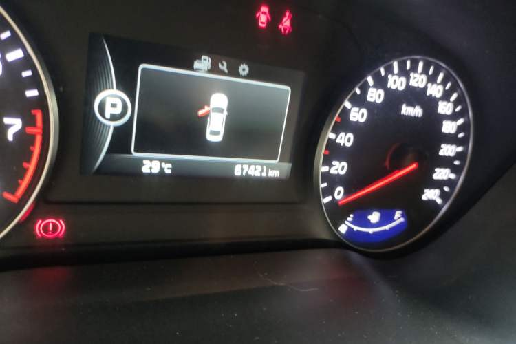 Used Kia K4 2015 1.8L Automatic DLX Special Odometer Close Up