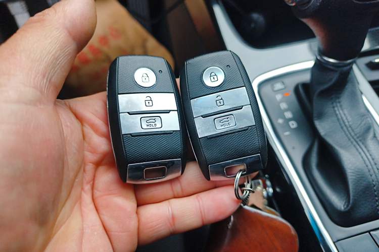 Used Kia K4 2015 1.8L Automatic GLS Special Vehicle Key