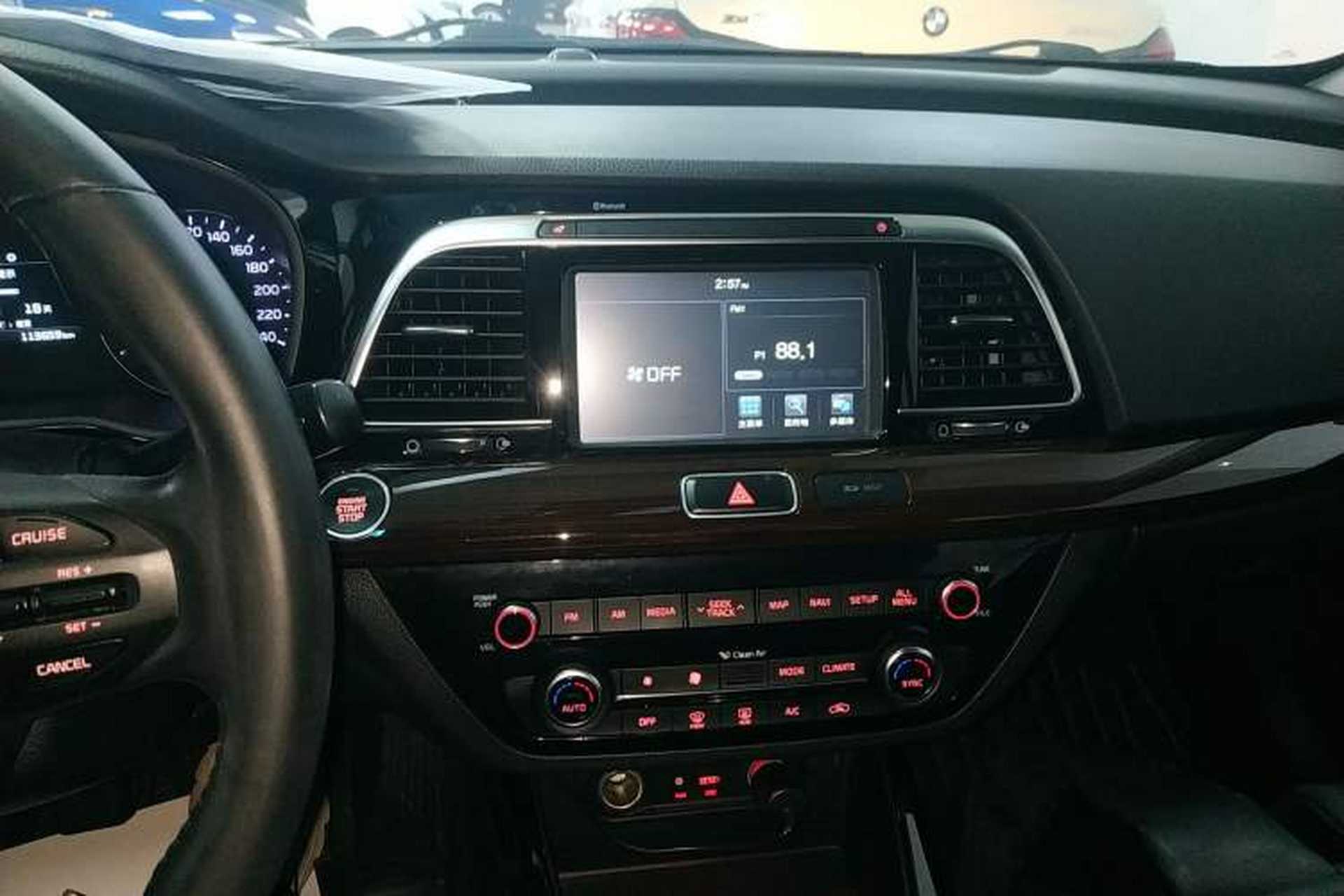 Used Kia K4 2017 1.8L Automatic DLX Special Audio And AC Panel