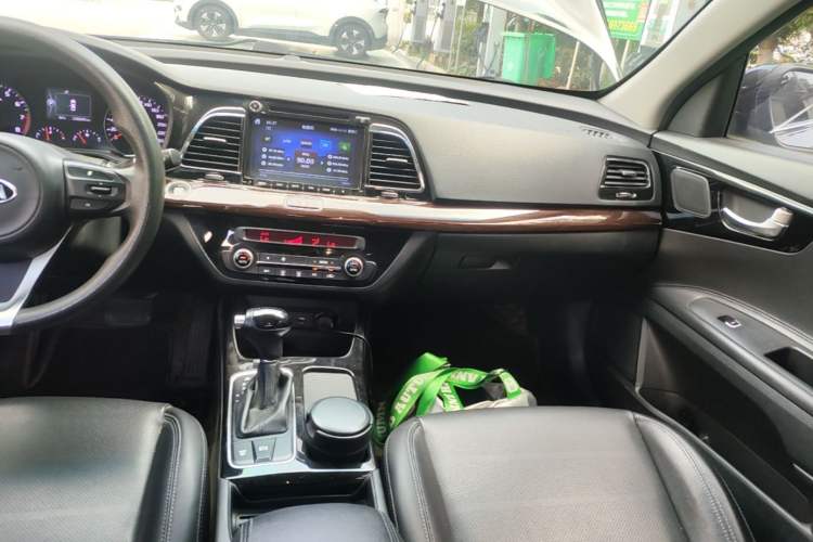 Used Kia K4 2017 1.8L Automatic GLS Special Audio And AC Panel