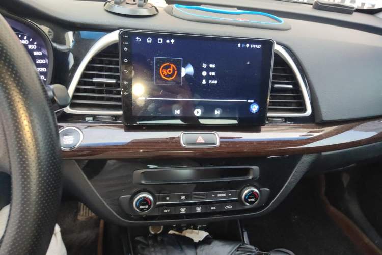 Used Kia K4 2017 1.8L Automatic GLS Special Audio And AC Panel