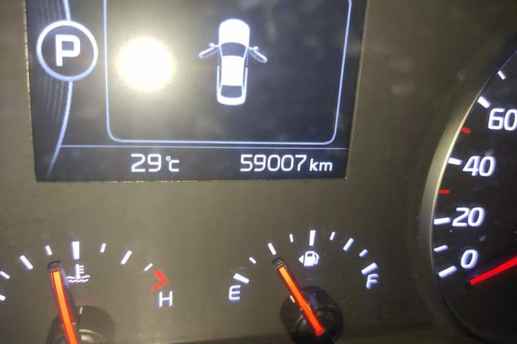 Used Kia K4 2017 1.8L Automatic GLS Special Odometer Close Up